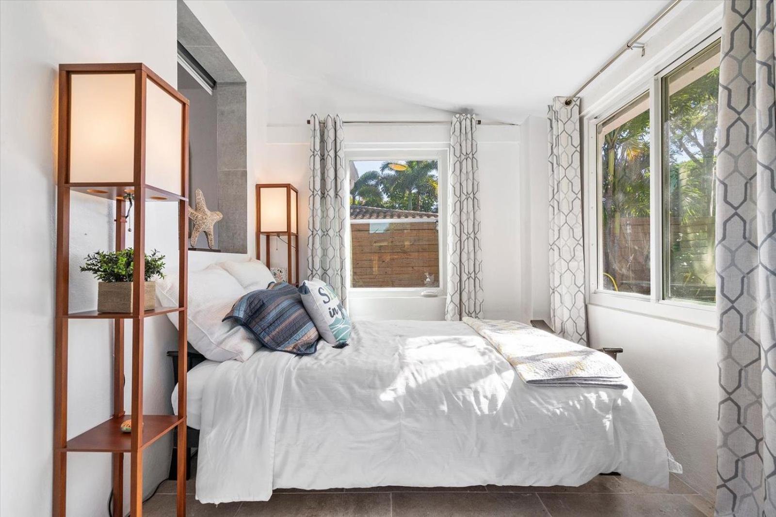 Private Fort Lauderdale Cottage Экстерьер фото